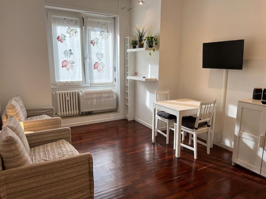 Apartament "Giulifor" - Zona Indipendenza - Risorgimento Mediolan Zewnętrze zdjęcie