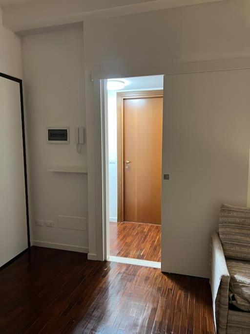 Apartament "Giulifor" - Zona Indipendenza - Risorgimento Mediolan Zewnętrze zdjęcie